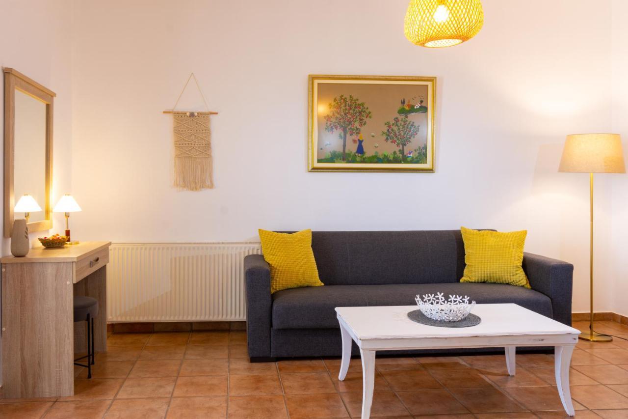 Elounda Anemelia Apartments Extérieur photo